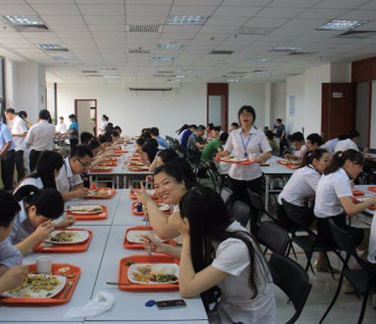 廣州番禺食堂蔬菜配送與團(tuán)體餐上門服務(wù)的專家
